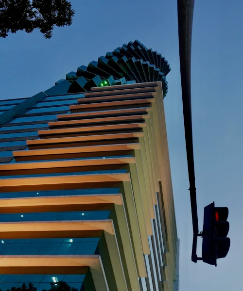 f&f_tower derecho corporativo